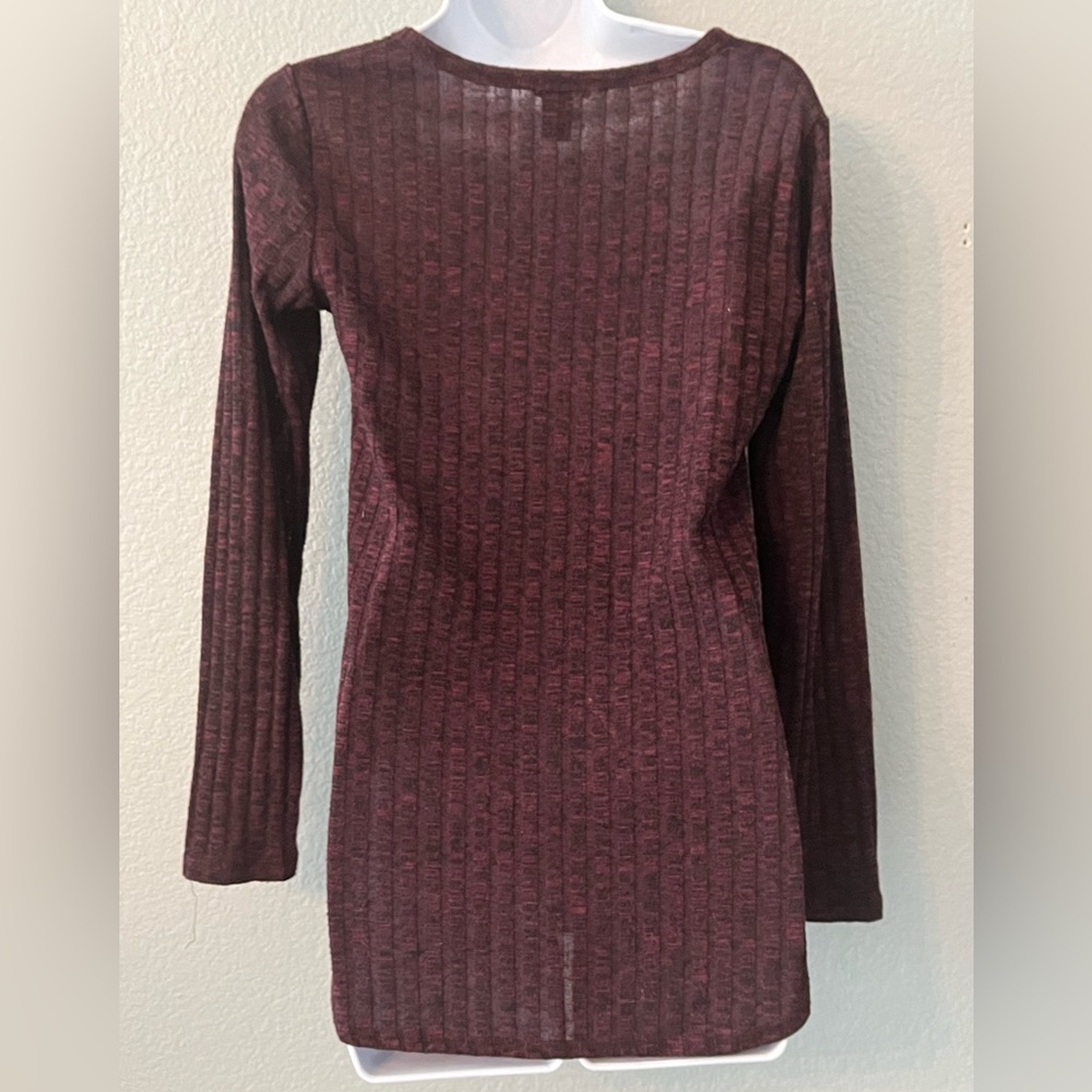 3/$20 Rue21 Ribbed Sheer Tunic - Picture 5 of 9